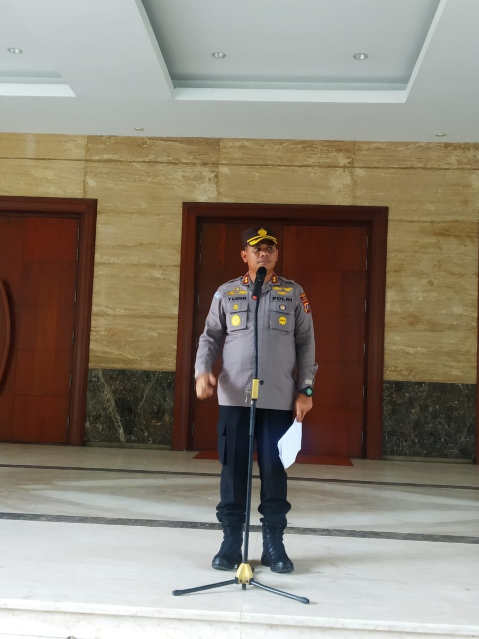 Waka Polrestabes Medan Pimpin Apel Pengamanan VVIP Kunjungan Ibu Negara di Wisma Benteng