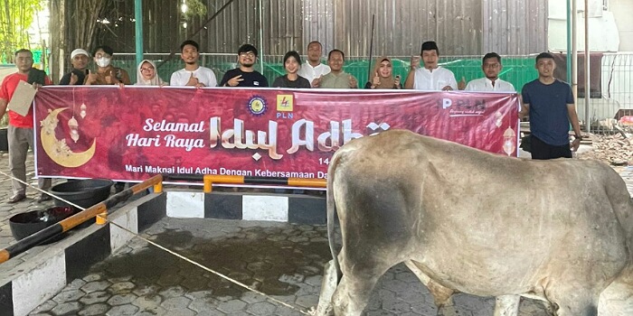 DPC Serikat Pekerja UP3 Medan Bersama Manajeman PLN UP3 Medan Laksanakan Penyembelihan Hewan Qurban