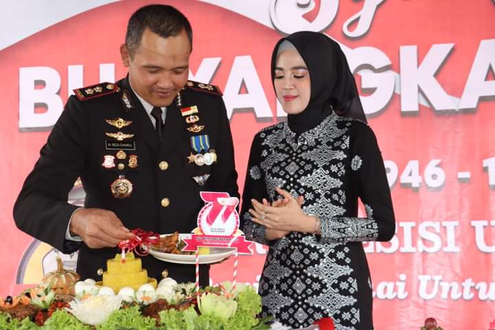 Peringati HUT Bhayangkara ke 77 Polres Madina Adakan Syukuran,Kapolres AKBP Reza CAS Beri Penghargaan ke Beberapa Elemen Masyarakat