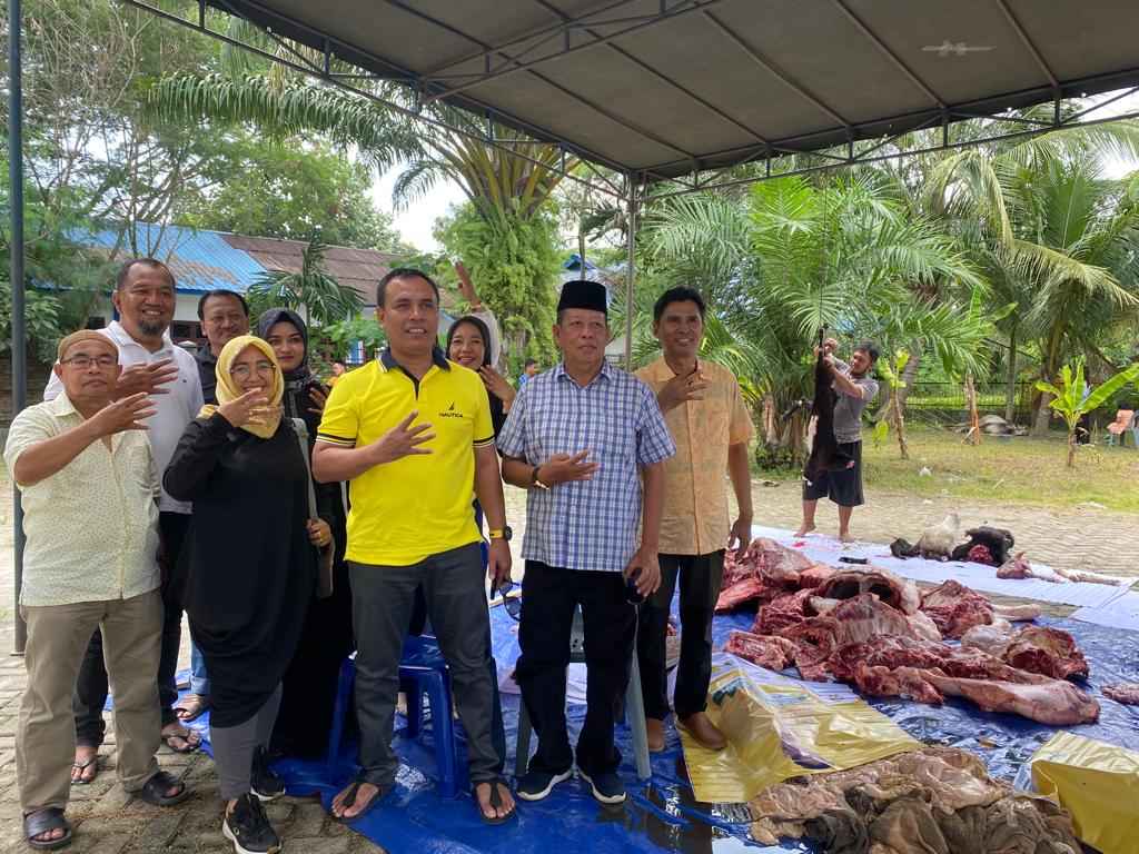 3000 Paket Daging Qurban Dibagikan DPD Partai Golkar Delser Untuk Dhuafa