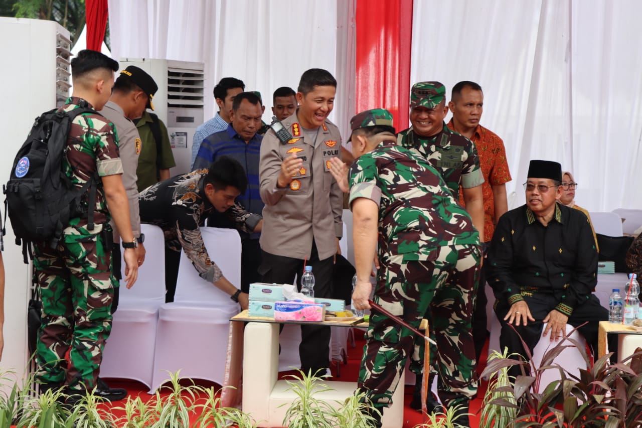 Kapolrestabes Medan Hadiri Colorful Medan Carnival 2023 