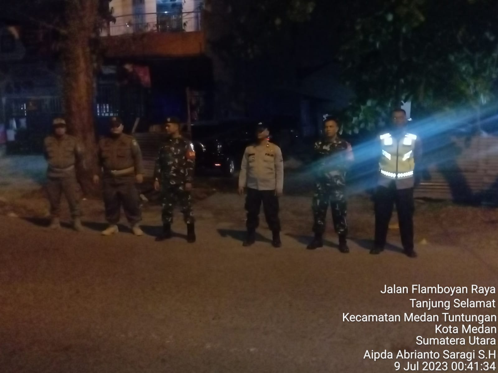 Cek Pos Penyekatan, Kapolsek Tuntungan Pimpin Patroli Skala Besar Antisipasi Geng Motor dan Premanisme