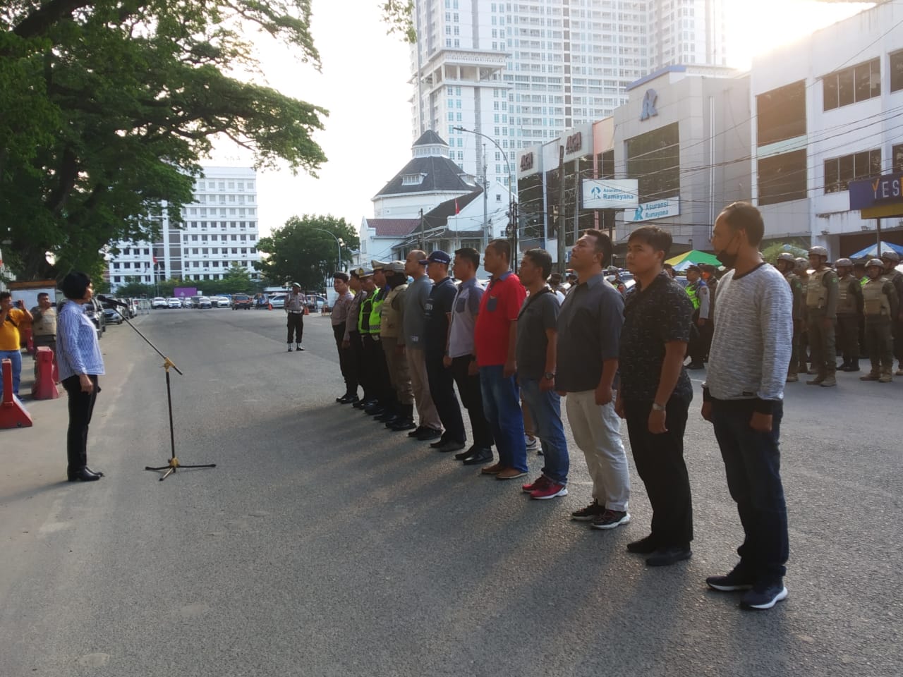 Wakasat Reskrim Pimpin Apel Patroli Antisipasi Kejahatan Jalanan Jelang Akhir Pekan, AKP Madianta Ginting : Lakukan Tugas Dengan Ikhlas dan Humanis