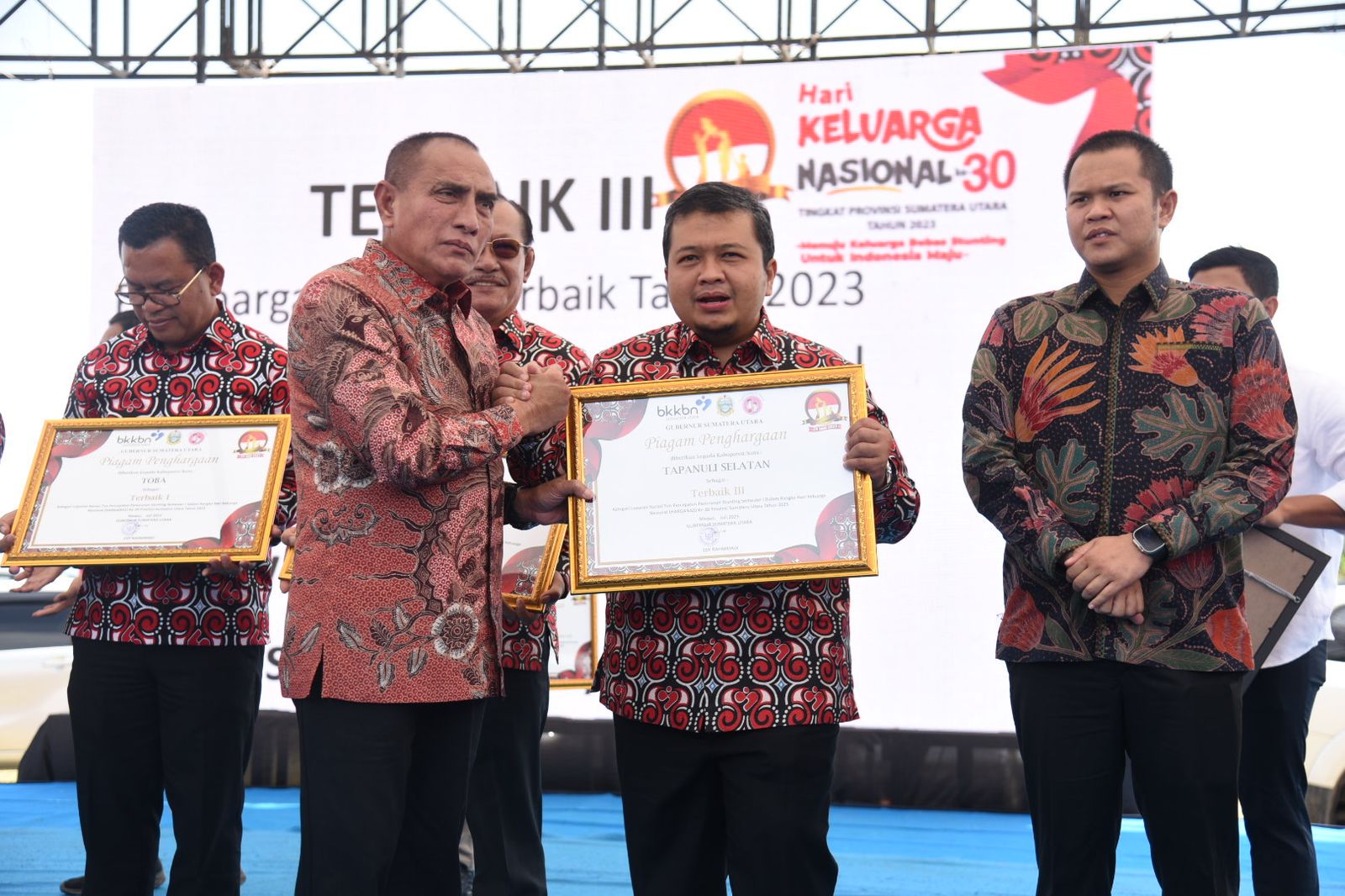 Di Kepemimpinan Dolly Pasaribu Harganas Ke-30 Tingkat Provinsi Sumut 2023, Pemkab Tapsel Sabet 4 Penghargaan