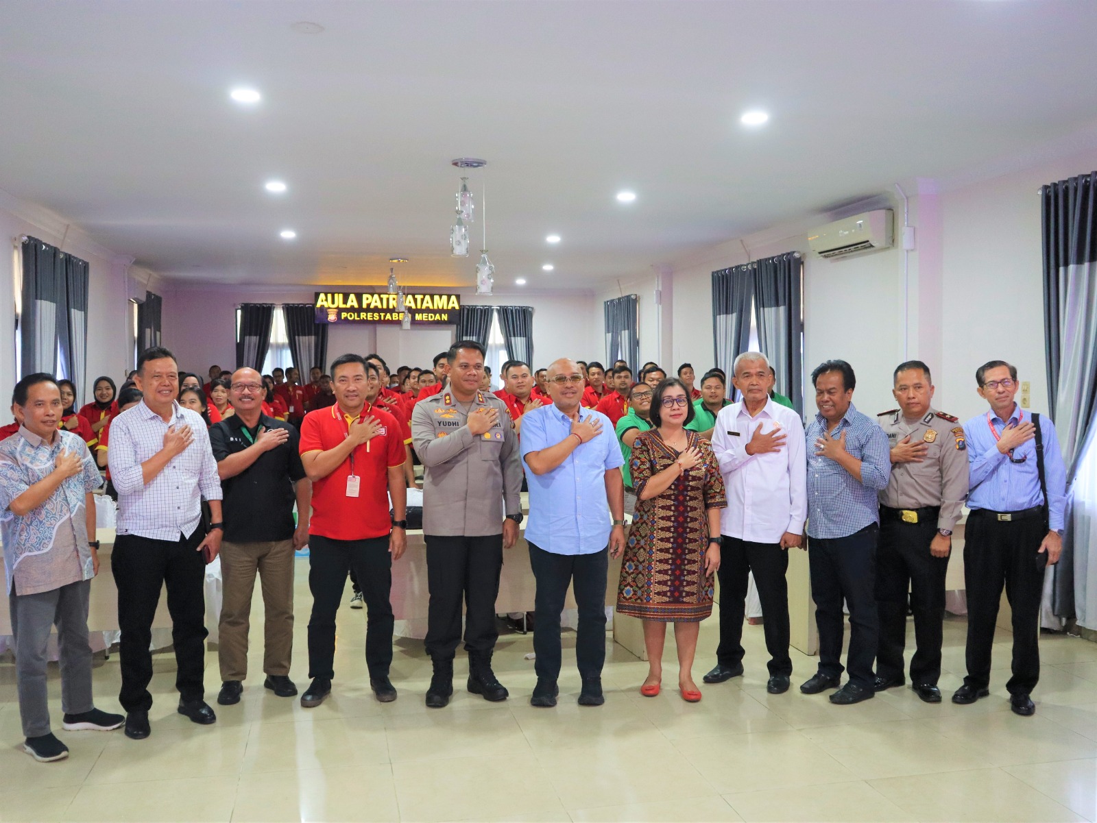 Wakapolrestabes Medan Beri pengarahan Tentang Mencegah Pencurian, Penggelapan di Minimarket