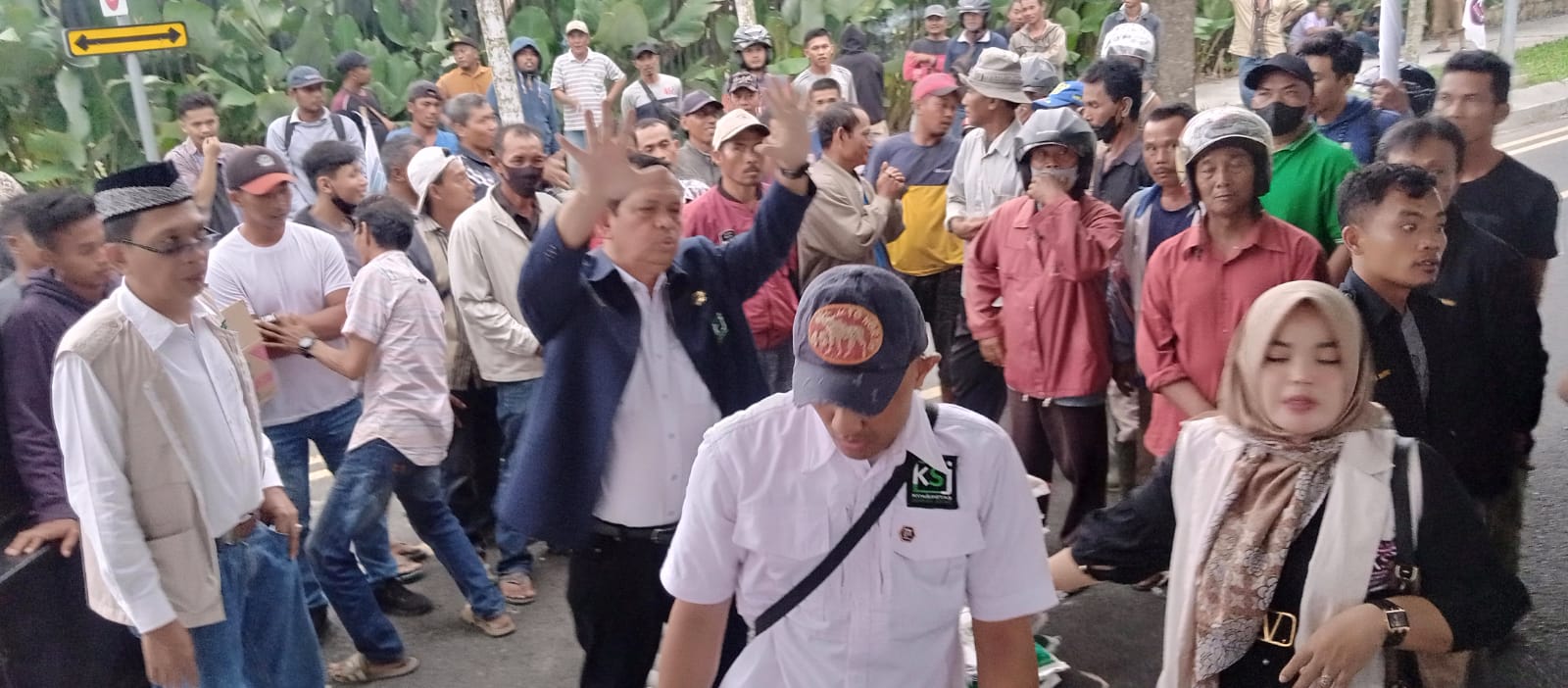 Berjuang Demi Kesejahteraan Rakyat, Ikhwan Lubis SH MH Inspirasi Masyarakat untuk Peduli Sesama