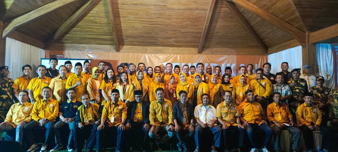 Gelar Sekolah Politik, DPC HANURA Purwakarta Perkuat Kolaborasi dan Sinergi Antarcaleg