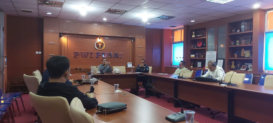 Rapat Perdana PWI Buat Gebrakan, Pendidikan dan UKW Program Prioritas Kepemimpinan Hendry Ch Bangun