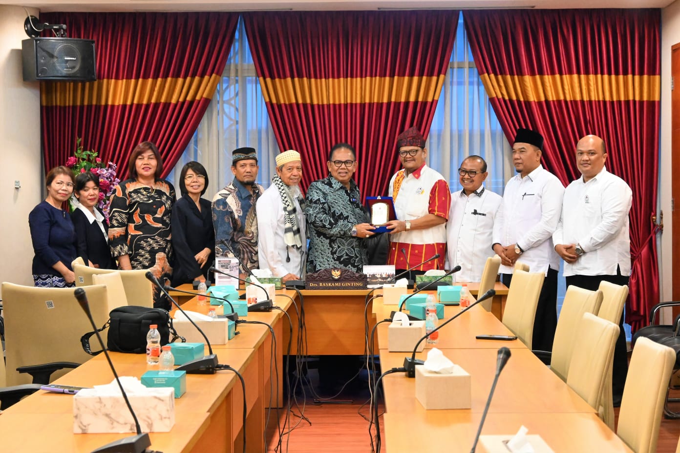 Audensi Asosiasi Perguruan Tinggi Swasta Indonesia (APTISI) Sumut Diterima Ketua DPRD Sumut