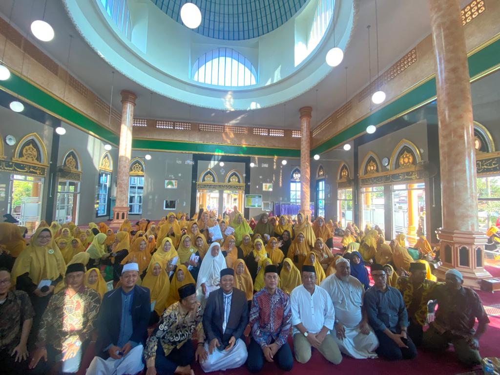 Milad Pengajian MT. Ar Rahman,  Musa Rajekshah Santuni Kaum Duafa