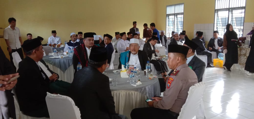 Polrestabes Medan Anjangsana Dalam Rangka Giat Cooling Sistem Bersama Walikota Medan ke Tokoh Agama
