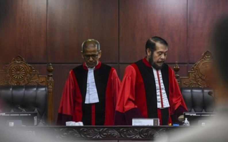 Gibran Gagal Jadi Cawapres Prabowo, Tok!! MK Tolak Gugatan Soal Batas Usia Capres-Cawapres