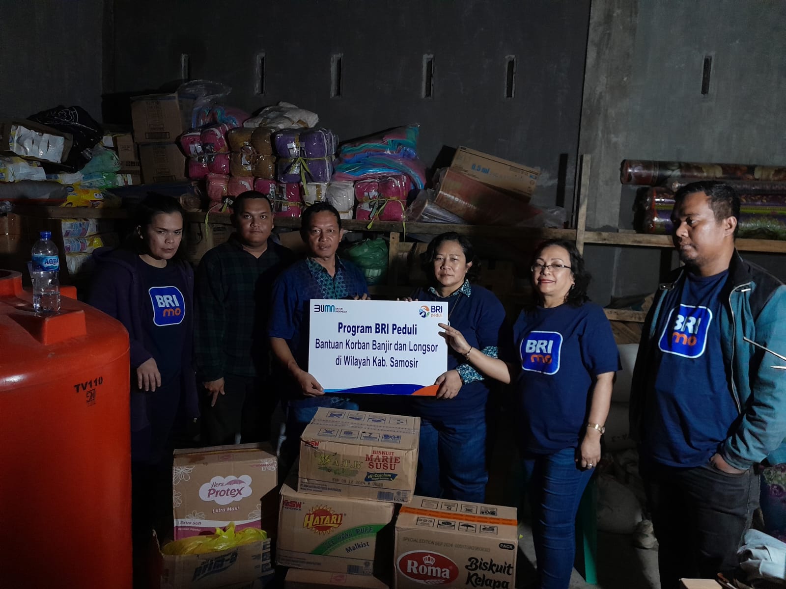 BRI Kanca Balige Bantu Korban Bencana Banjir dan Longsor di Samosir