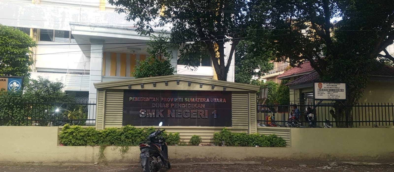Gegara Nunggak Uang Sekolah, Siswi SMKN 1 Medan Tak Diizinkan Ikuti Ujian Semester