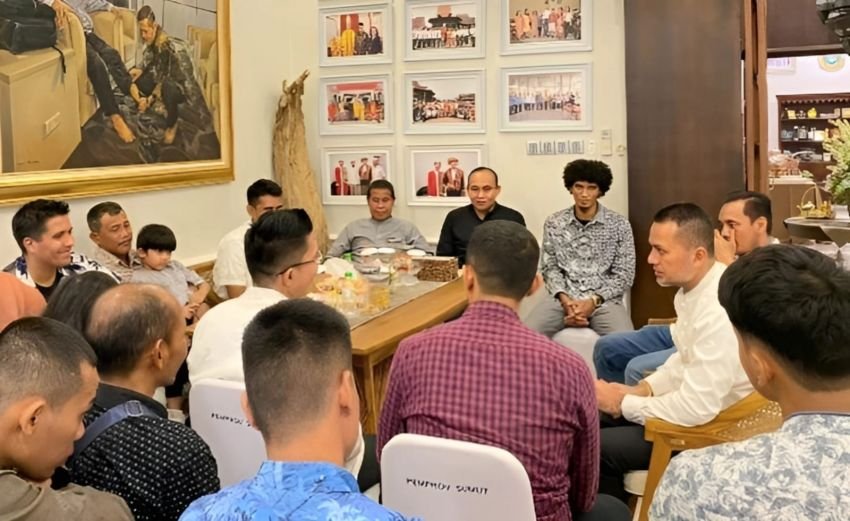 Pengiat Olahraga Sumut Ajak Masyarakat Hantarkan Ijeck ke DPR RI