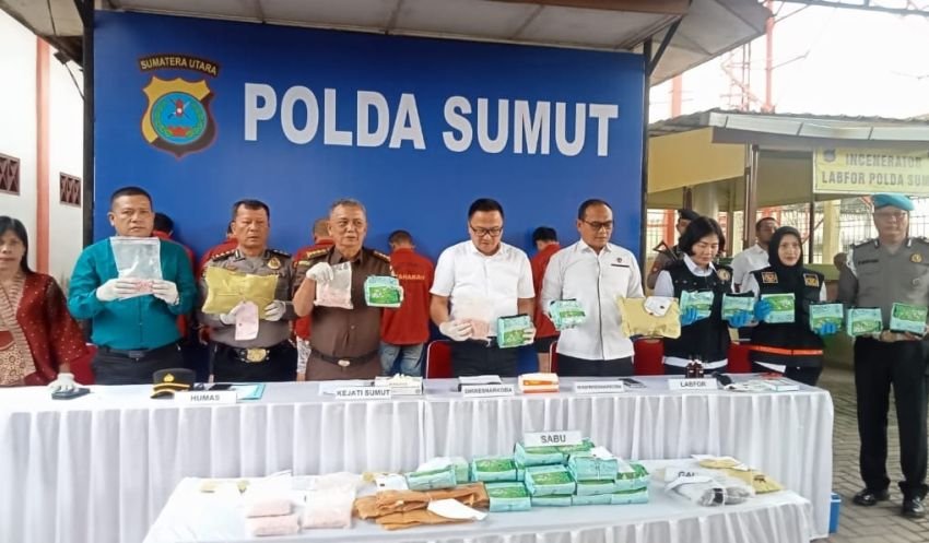 Polda Sumut Musnahkan 33,54 Kg Sabu, 14.585 Pil Enstasi dan1,69 Daun Ganja