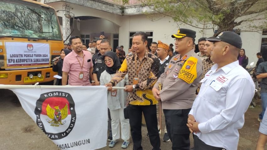 Kapolres Simalungun Hadiri Pendiistribusian Logistik Pemilu 2024