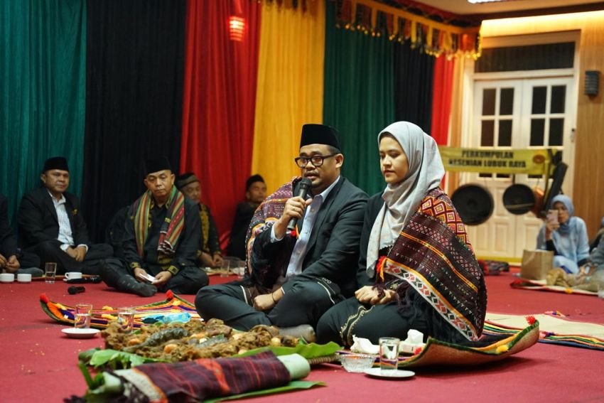 Bobby Nasution Dinobatkan sebagai Tokoh Nasional Tabagsel