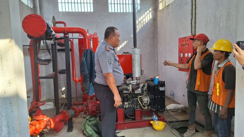 Kalapas Kelas II A Binjai Theo Adrianus Persiapakan Alat Damkar Sebagai Penunjang Pengamanan Objek Vital