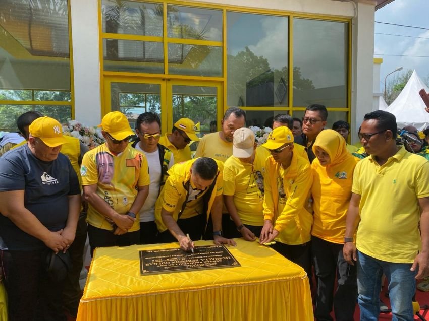 Musa Rajekshah Resmikan Mushalla Beringin Golkar Deli Serdang