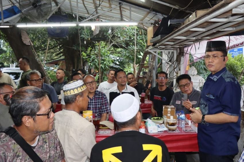 Bukber di Warkop Jurnalis, Kapolrestabes Medan: Sinergitas Polri dan Media Harus Dirawat