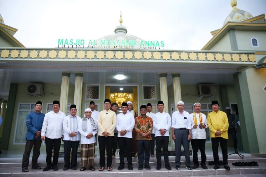 Ijeck Resmikan Masjid Al-Musannif ke 45 di Kodim Tapsel