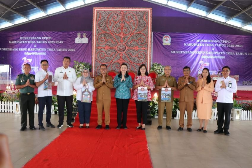 Musrenbang Kabupaten, Bupati : 2045 Toba Harus Maju dan Unggul