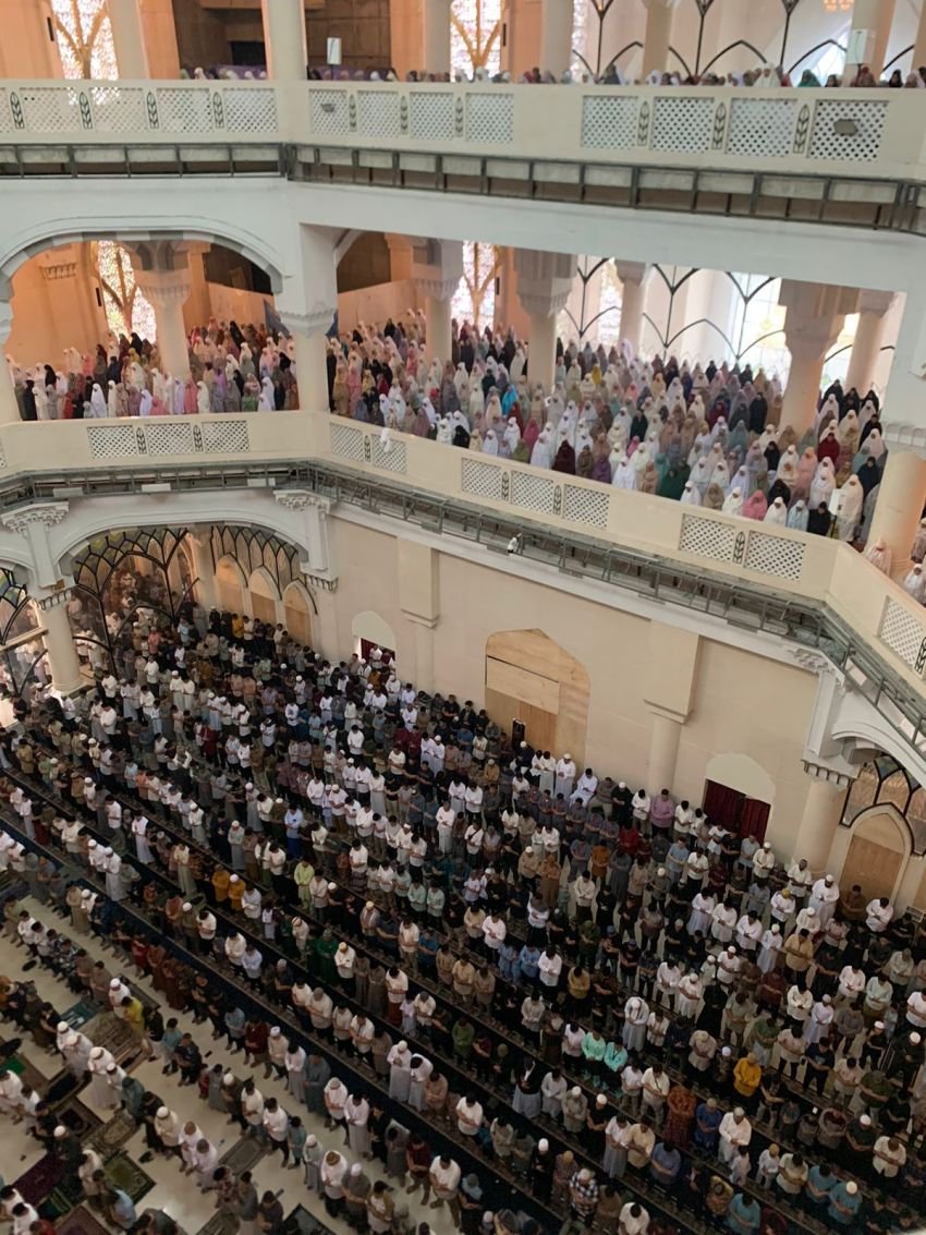 Masjid Agung Medan Berkapasitas 7.000-an, Jamaah Shalat Idul Fitri Sampai ke Halaman Luar