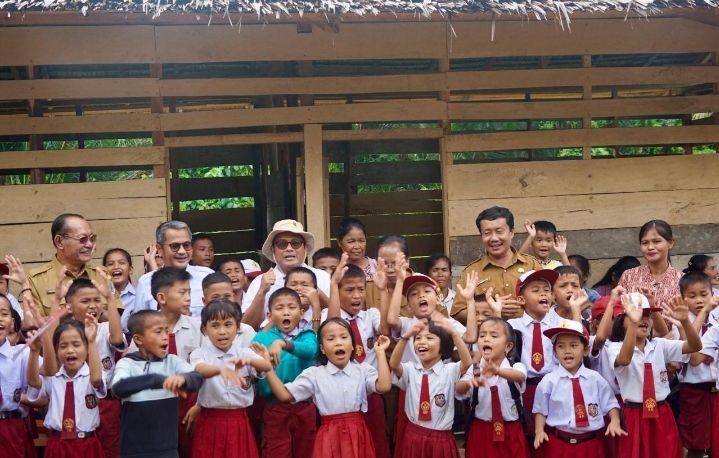 Dukung Peningkatan Kualitas Pendidikan, Bank Sumut Salurkan CSR Kepada Pemkab Nias