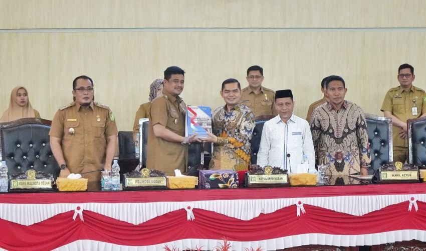 Wali Kota Medan Sampaikan Laporan Pertanggunggjawaban APBD TA 2023