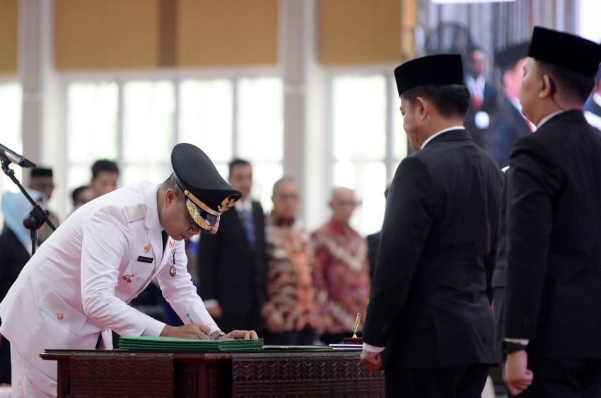 Muttaqien  Resmi Jabat  Pj Walikota Tebingtinggi, Ini Kata Pj Gubernur Sumut Yakin Mampu Jalankan Roda Pemerintahan