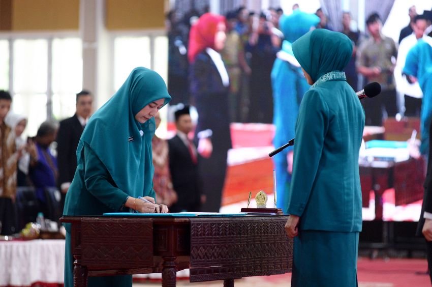 Lantik Pj Ketua TP PKK Tebingtinggi, Dessy Hassanudin Minta Lebih Banyak Turun ke Lapangan