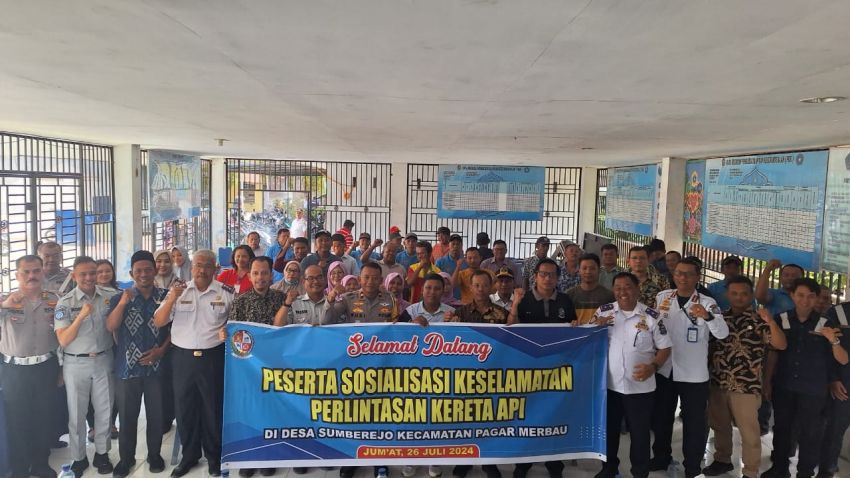 Satlantas Polresta Deli Serdang Bersama Forum Lalulintas Laksanakan Sosialisasi dan Pemasangan Rambu Himbauan