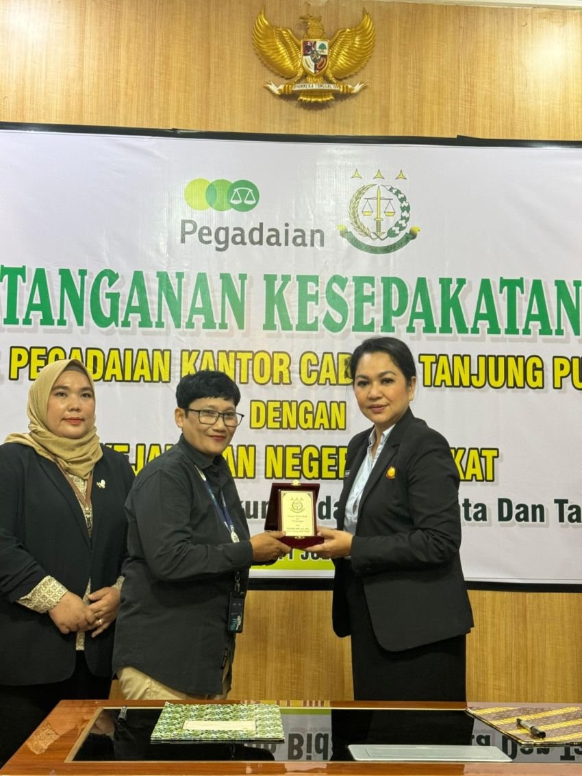 Kejari Langkat MoU Dengan PT Pegadaian Kancab Langkat