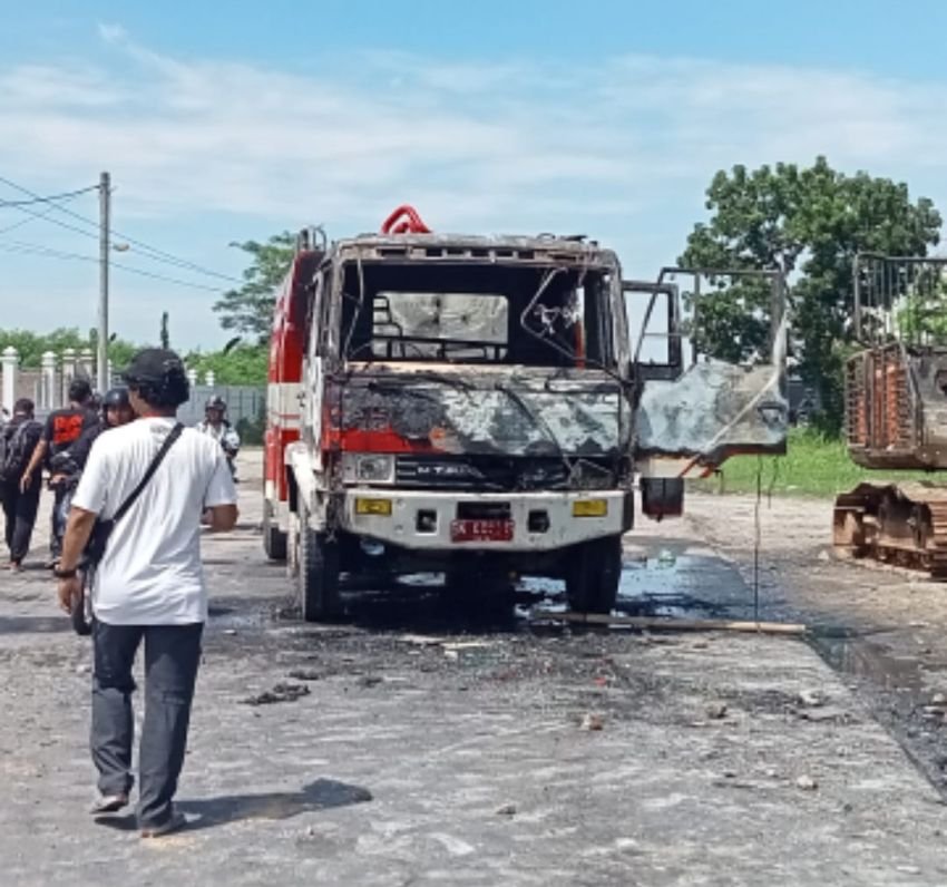 Polisi Selidiki Pelaku Pembakaran Mobil Pemadam di Sampali