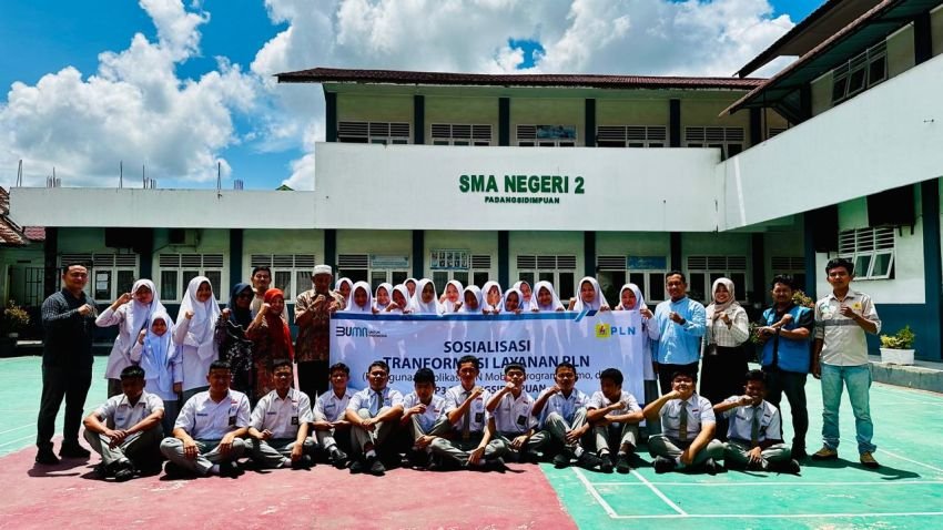 Peringati Hari Anak Nasional, PLN UP3 Padangsidimpuan Sosialisasikan Transformasi Layanan PLN