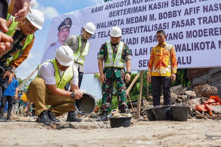 Letak Batu Pertama Revitalisasi Pasar Akik, Bobby Nasution Pesankan Ini