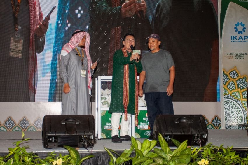 Dihadiri Puluhan Ribu Pengunjung, Berikut Tiga Pemenang Umroh Garislurus di Islamic Book Fair 2024