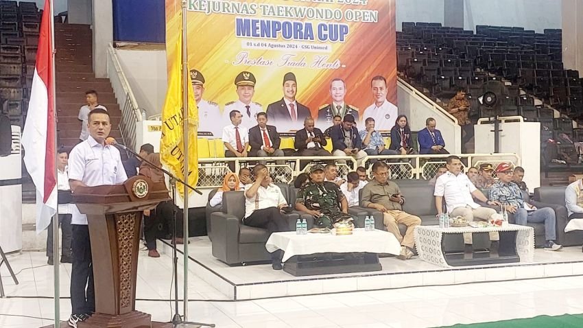 Sekjen PB TI Brigjen TNI Robertus Donatius Resmi Buka Test Event Taekwondo Indonesia Piala Mempora