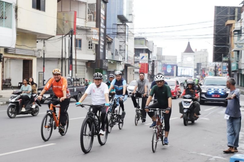 Lepas Gowes Bhayangkara Merdeka, Pj Gubernur Sumut Agus Fatoni Ajak Pesepeda Sukseskan PON XXI