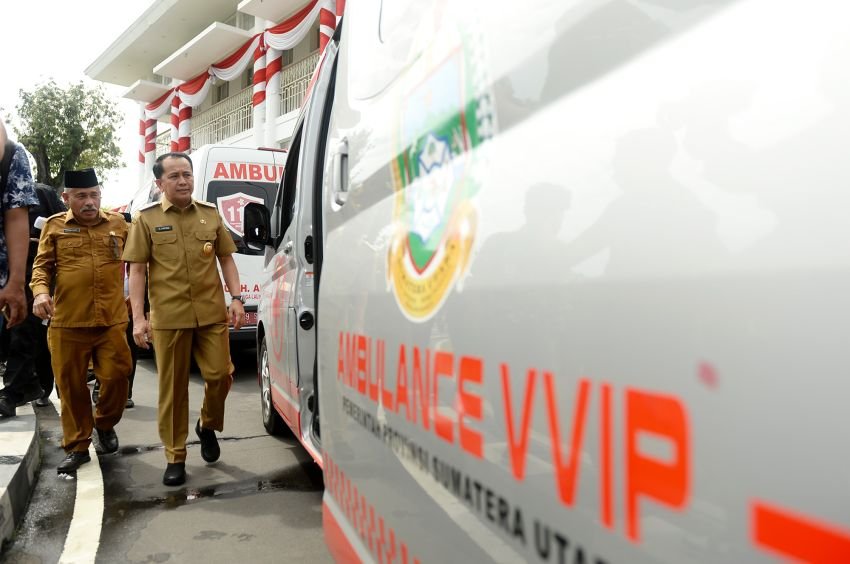 Pj Gubernur Sumut Agus Fatoni Lepas Parade Ambulans, Siap Tangani Kejadian Darurat Selama PON XXI