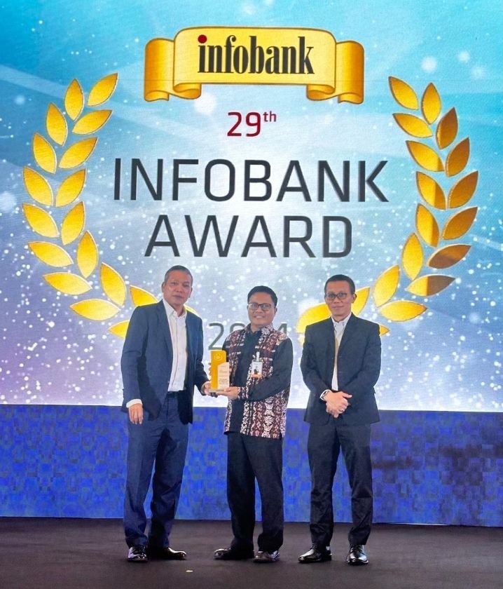 Bank Sumut Raih Penghargaan “The Excellent Performance Bank” Infobank Award 2024