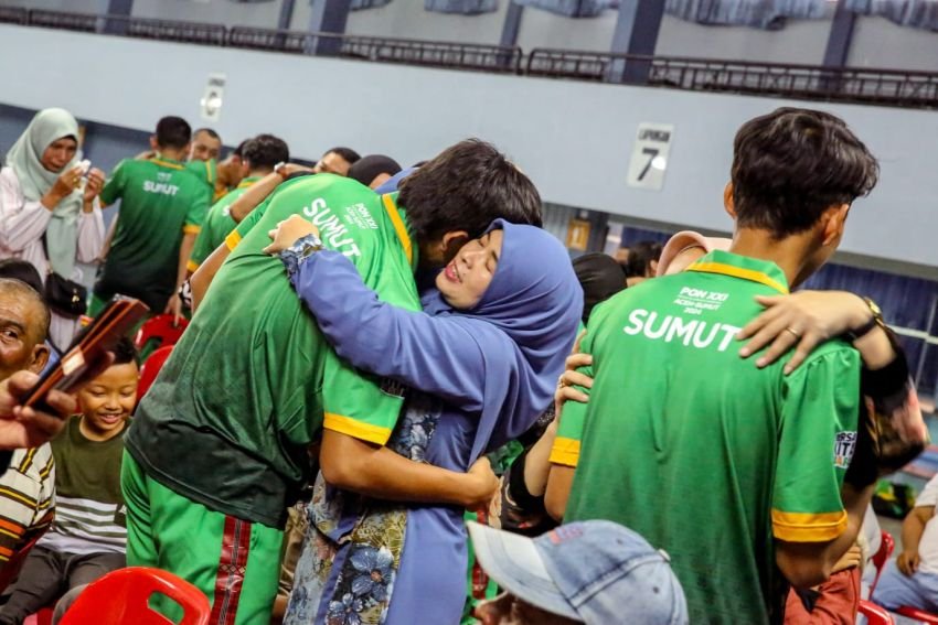 Pengprov TI Sumut Lepas Atlet Menuju PON, Ijeck dan Orang Tua Berikan Motivasi
