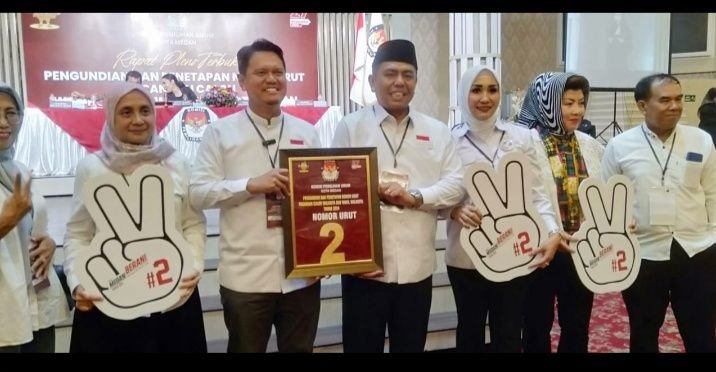 Nomor 2 Punya Makna Mendalam Bagi Pasangan Prof Ridha dan Abdul Rani