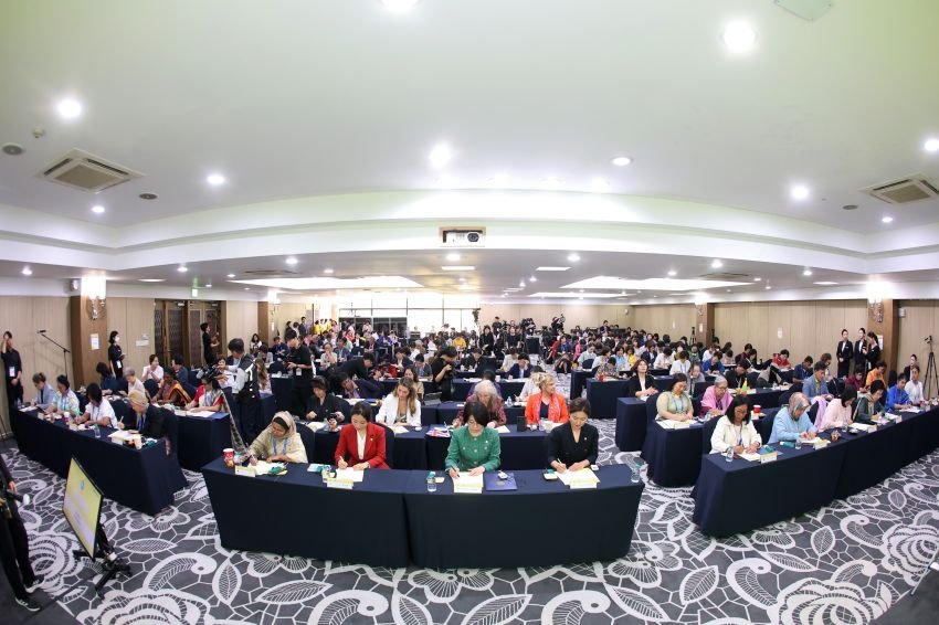 Perempuan Memimpin Perdamaian” IWPG Sukses Selenggarakan  International Women’s Peace Conference 2024