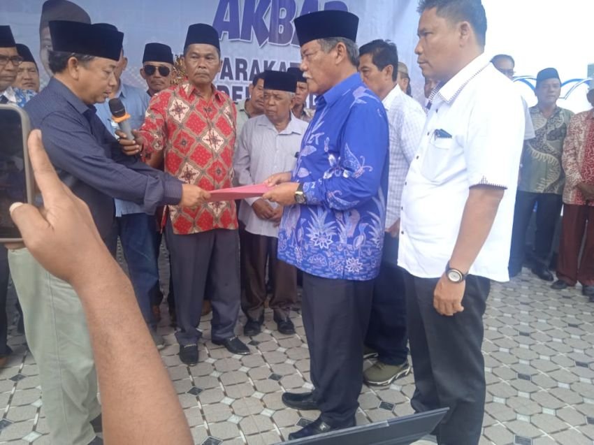 Cabup  HM Ali Yusuf Siregar Disambut Ribuan Massa Tabagsel di Royal Kopi Deli Serdang