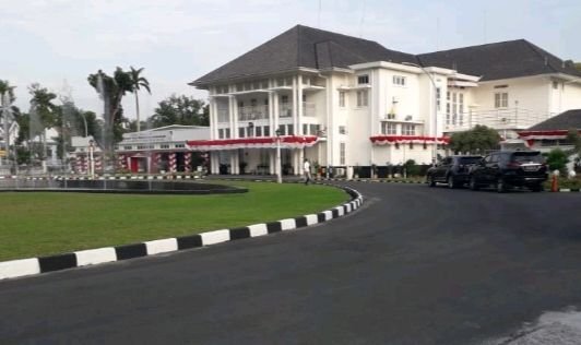 Faisal Hasrimi Bertanggungjawab Proyek Aspal Rumah Dinas Gubsu Rp. 2 Miliar