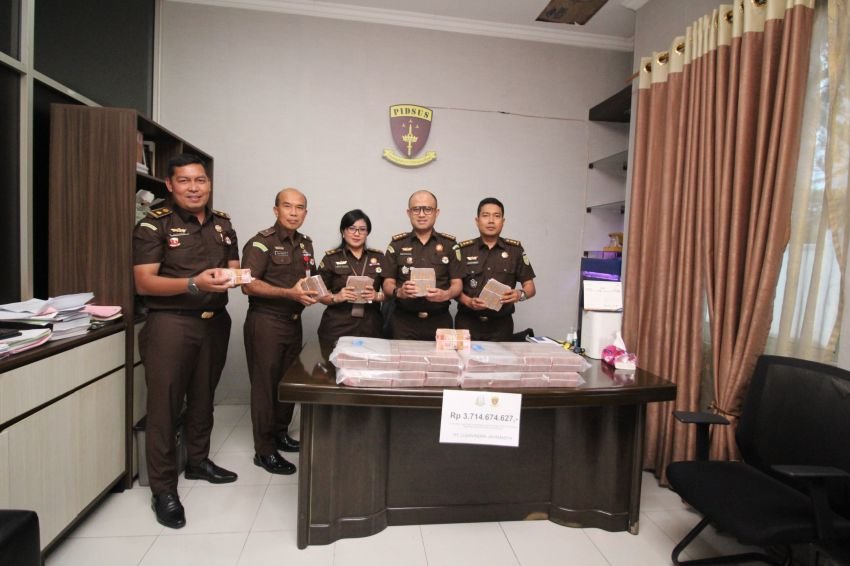 Tim Penyidik Pidsus Terima Pengembalian Kerugian Negara  Rp3,7 M Lebih dari Perkara Dugaan Korupsi Smart AirPort Bandara Kualanamu