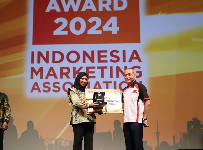 Sosok Duo Srikandi Peraih Juara 1 IMA UMKM Award:  Womanpreneur…. Amazing !