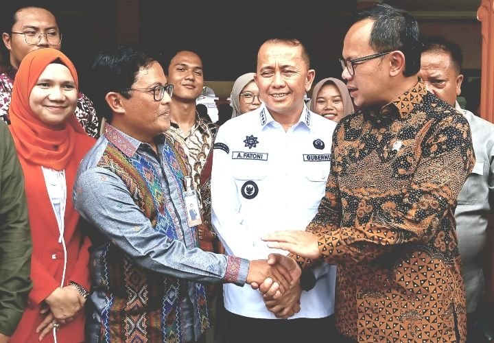 Wamendagri Apresiasi Bank Sumut Kucurkan CSR Dukung Gerakan Makan Sehat Bergizi Serentak